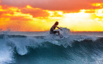 Le Surf : Un Monde de Liberté et d’Harmonie avec les Vagues